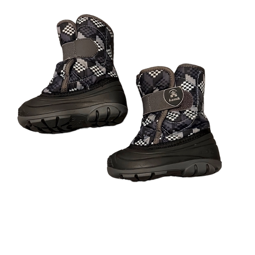✨️3 FOR 20✨️ Karmik boys winter boots